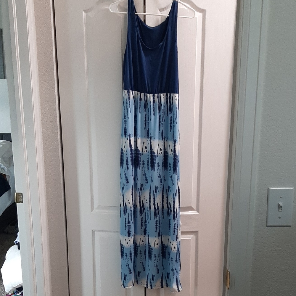Stylish Blue Tie-Dye Maxi Dress
